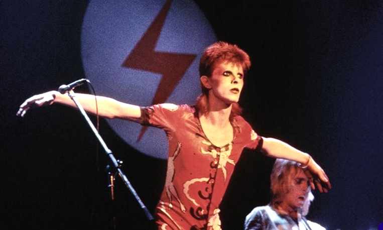 DavidBOWIE-73-live